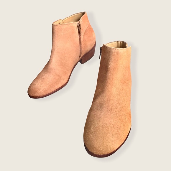 Jack Rogers Bailee Tan Suede Wood Heeled Classic Casual Zip Up Ankle Booties - Picture 14 of 16